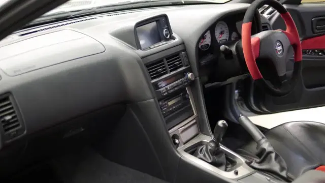 Venta Nissan Skyline GT-R Nismo Z-Tune interior