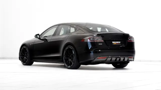 Tesla Model S P90D by Brabus trasera