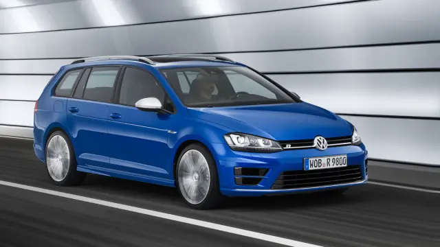 VW Golf R Variant maletero