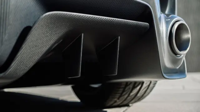 Toyota FT-1 concept detalle escape
