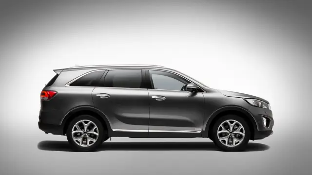 Kia Sorento 2015 lateral