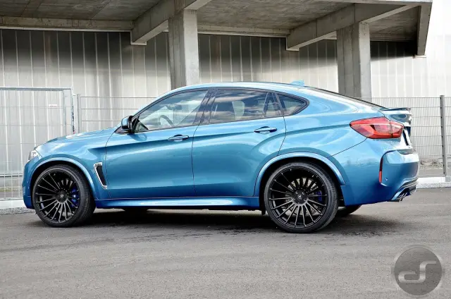 BMW X6 M by DS lateral