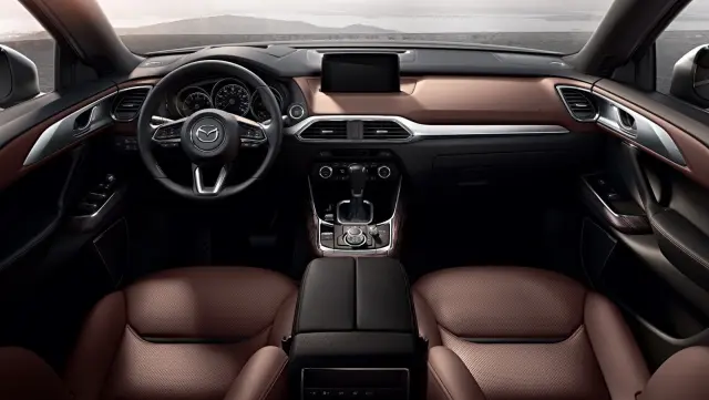 Interior del Mazda CX-9