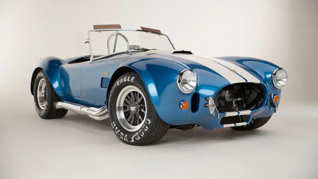 Shelby Cobra 427 50 Aniversario frontal azul