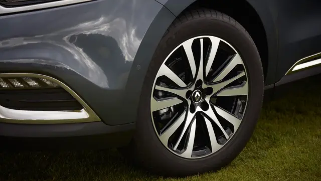 También hay nuevas llantas en el Renault Espace 2017