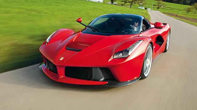 hiperdeportivos-ensueño-circuito-ferrari-laferrari