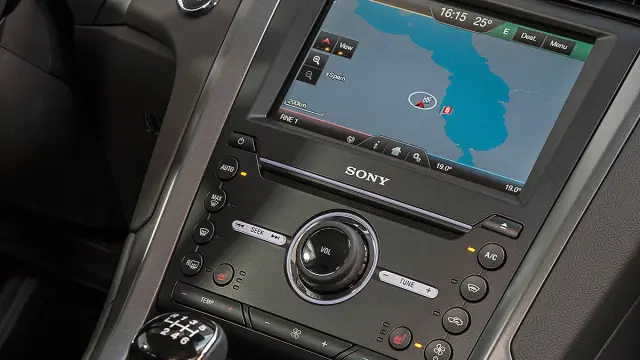 Ford Mondeo 2015 Sportbreak pantalla