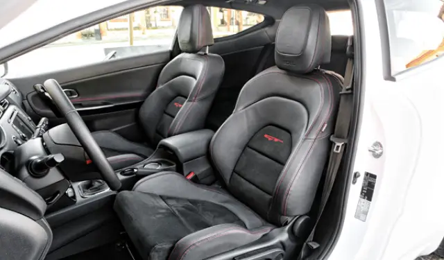 Kia Pro_cee'd GT asientos