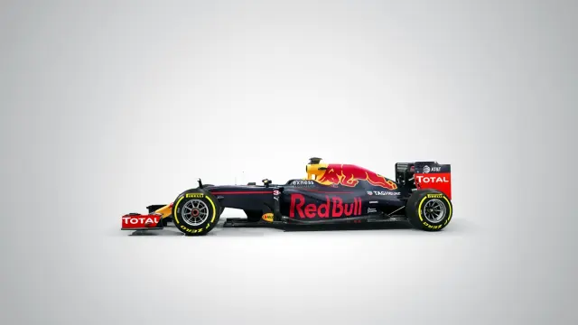 parecido-red-bull-rb12-rb11