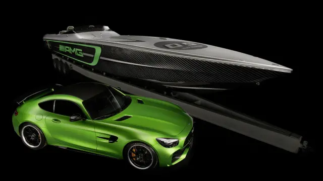 Cigarette Marauder 50 Mercedes-AMG GT R familia