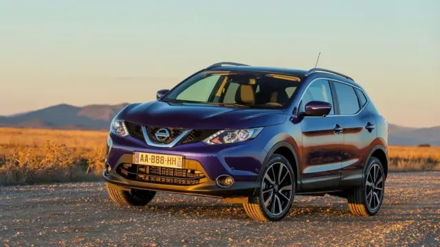 Nissan Rogue Sport vs Nissan Qashqai