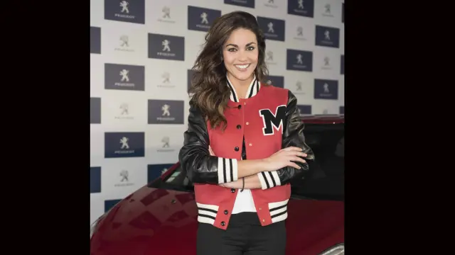 lara álvarez presentación Peugeot 208 Gti 30th