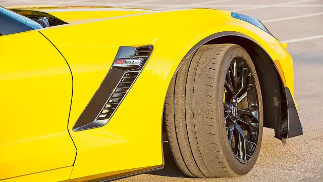 Chevrolet Corvette Z06 detalle