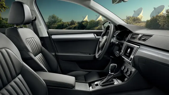 habitáculo Skoda Superb Combi 2015