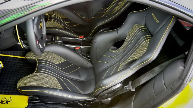 4 Duelo tuning radical: Mansory 4XX Siracusa und AMG GT S