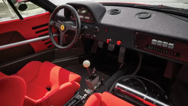 Ferrari F40 LM interior
