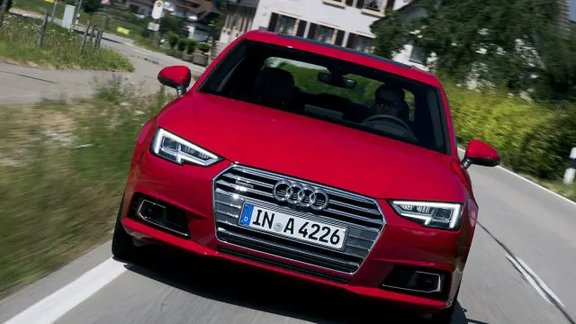 Prueba: Audi A4 2015 detalle morro
