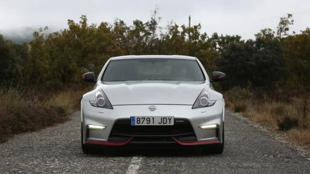 Nissan 370Z frontal