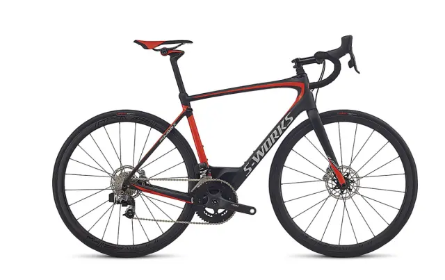 Bicicleta Specialized S-Works Roubaix eTap (9.899,90 euros)