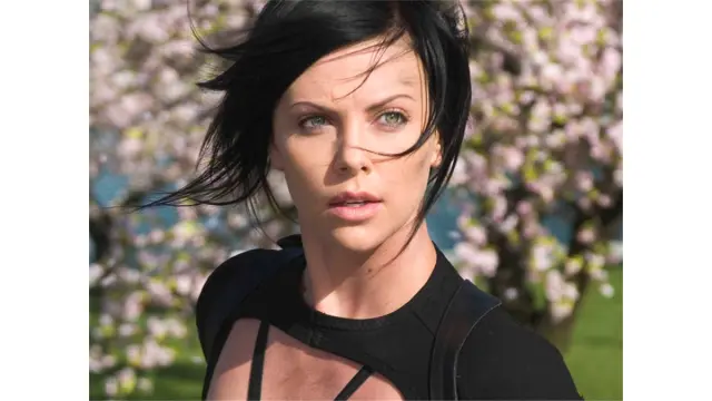 Charlize Theron, en 'Atrapada'.