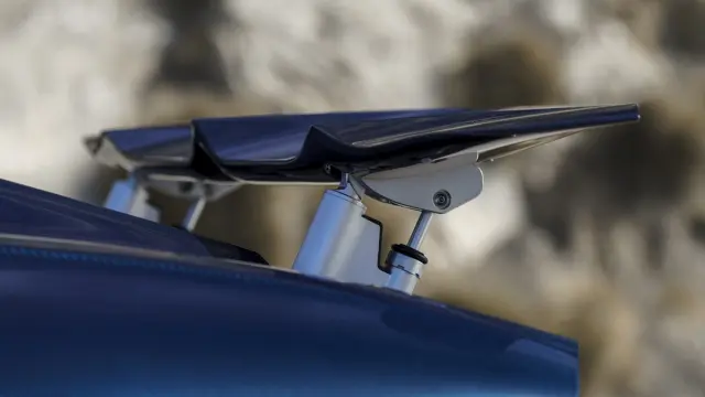 Bugatti Chiron Pebble Beach alerón
