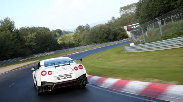 Nissan GTR Nismo Nurburgring trasera