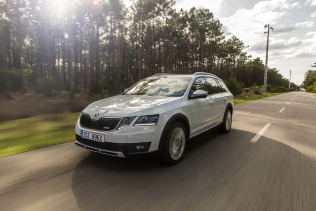 Skoda Octavia Scout 2017
