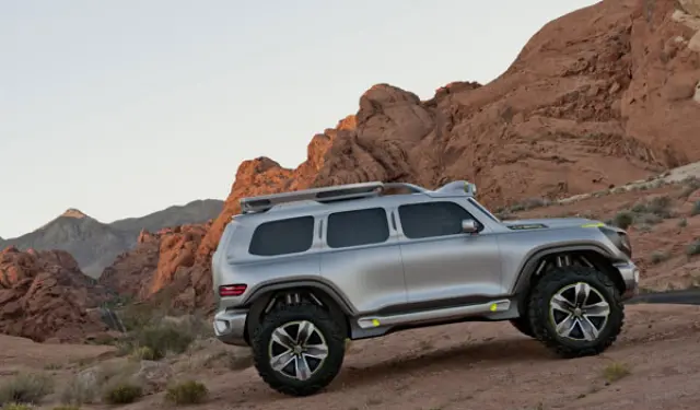 Mercedes Ener-G-Force lateral estática