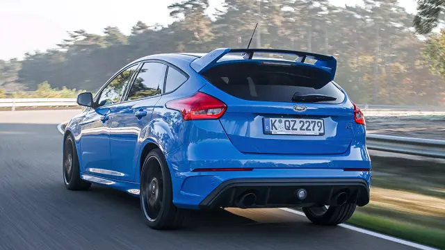 Ford Focus RS 2016 zaga
