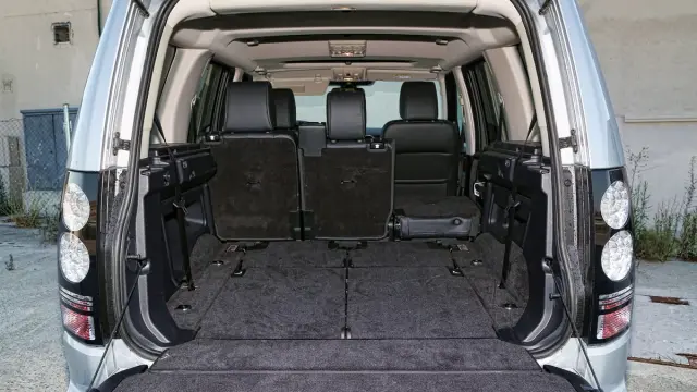 Land Rover Discovery 4 SDV6 HSE maletero