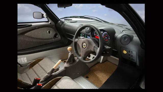 Lotus Elise - interior