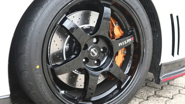 Nissan GTR Nismo Nurburgring llanta