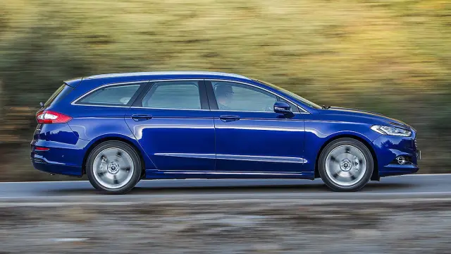 Ford Mondeo 2015 Sportbreak lateral