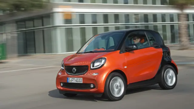 smart fortwo delantera