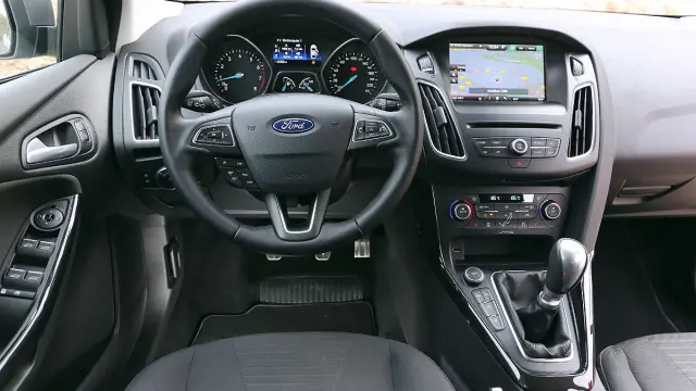 Ford Focus Turnier interior