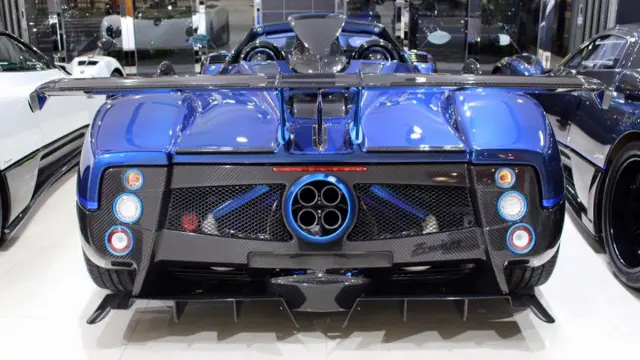 Pagani Zonda Kiryu trasera