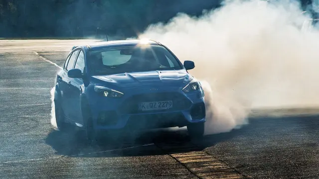 Ford Focus RS 2016 drift