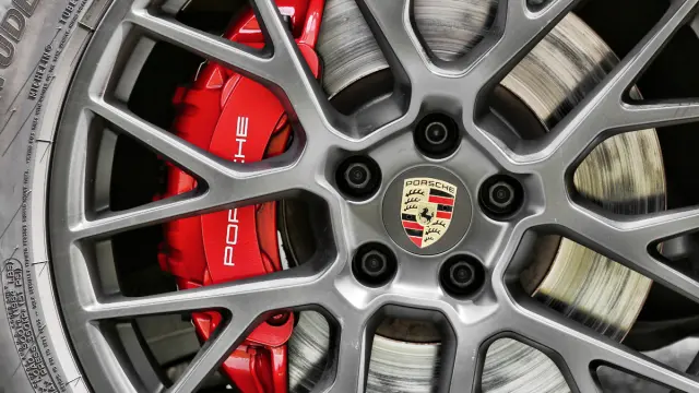 Prueba Porsche Macan GTS llanta