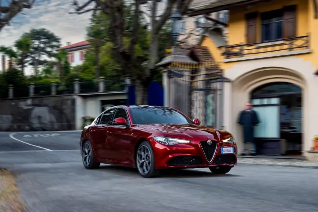 El Alfa Romeo Giulia 6C Villa d'Este se puede elegir con motor diésel y gasolina