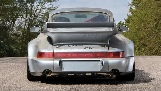 subasta Porsche 911 RSR 3.8 de 1993 sin usar trasera