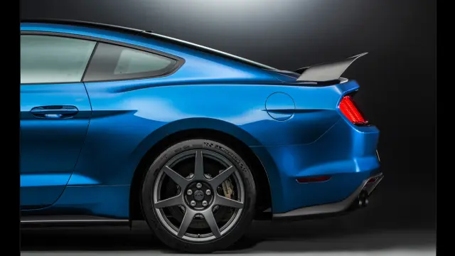 Ford Mustang Shelby GT350R 2016 - 6