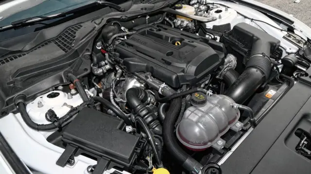 Ford Mustang motor