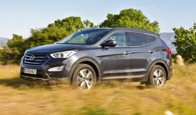 Hyundai Santa Fe delantera
