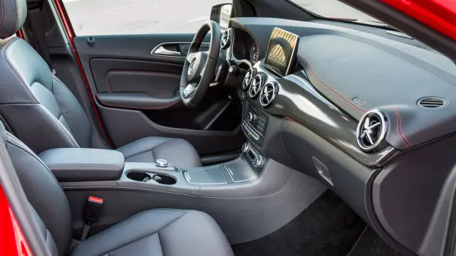 Mercedes Clase B 2015 asientos
