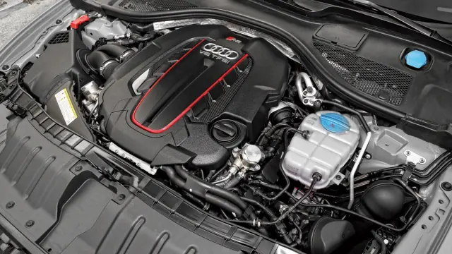 Audi RS 6 Avant 2015