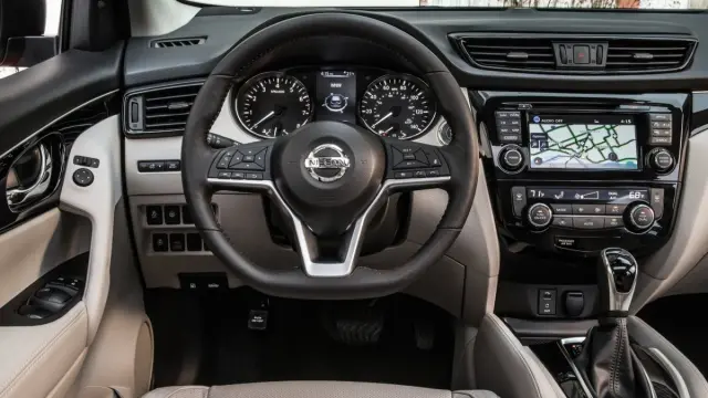 Nissan Rogue Sport vs Nissan Qashqai