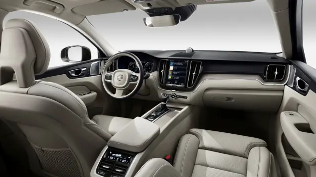 Volvo XC60 2017 interior