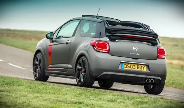 Citroën DS3 Cabrio Racing trasera