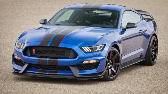 Ford-Shelby-GT350-Mustang-2016-morro