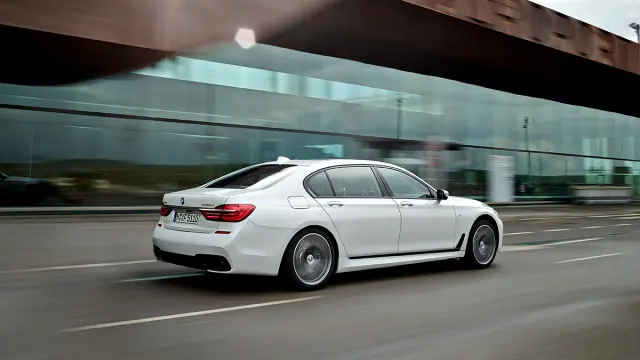 Nuevo BMW Serie 7 2015 zaga
